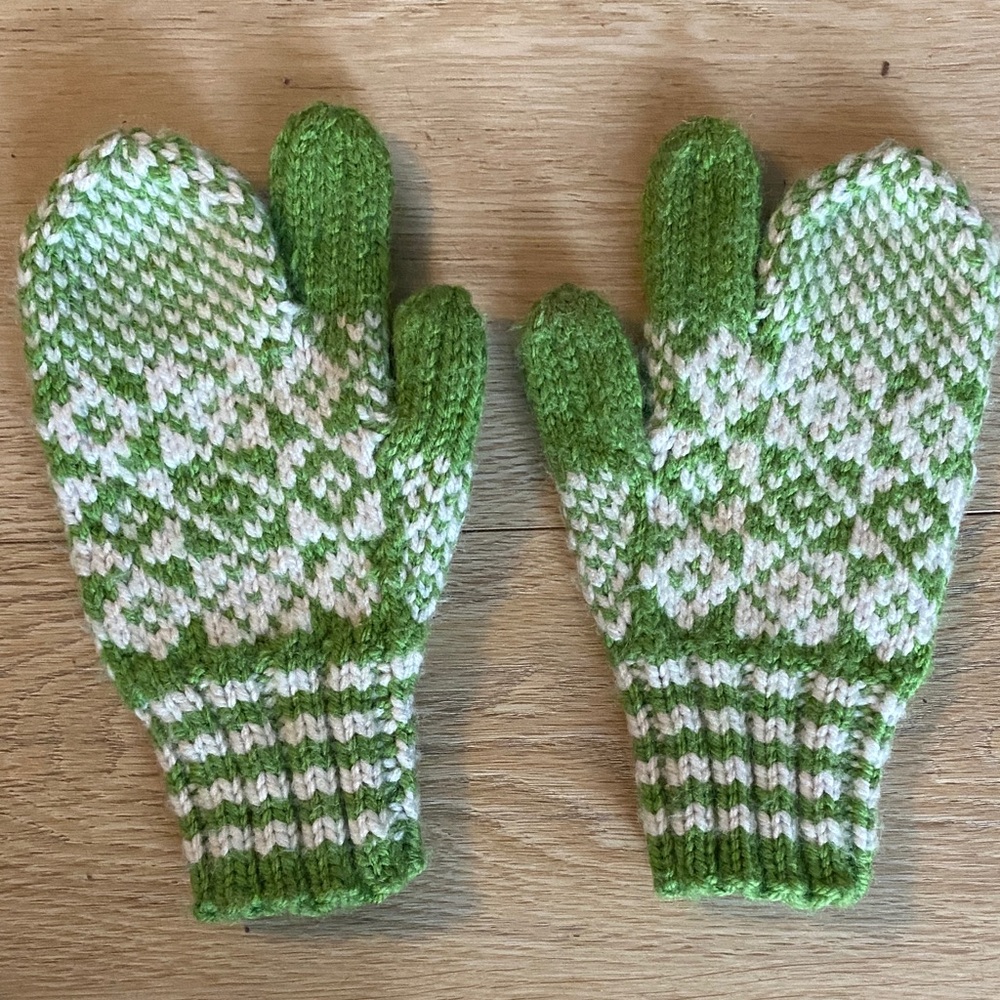 Norwegian style Knit Mittens